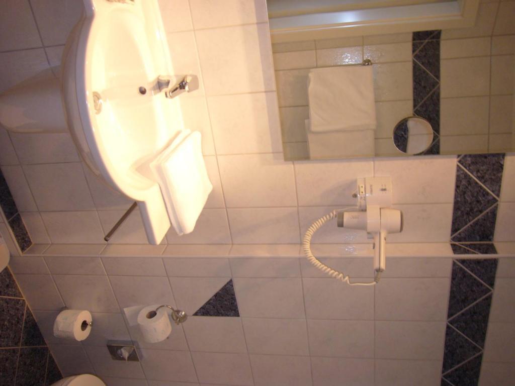 Hotel Deutsches Haus 카웁 객실 사진