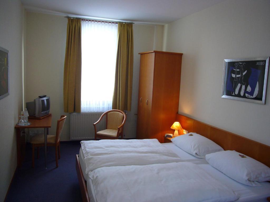 Hotel Deutsches Haus 카웁 객실 사진