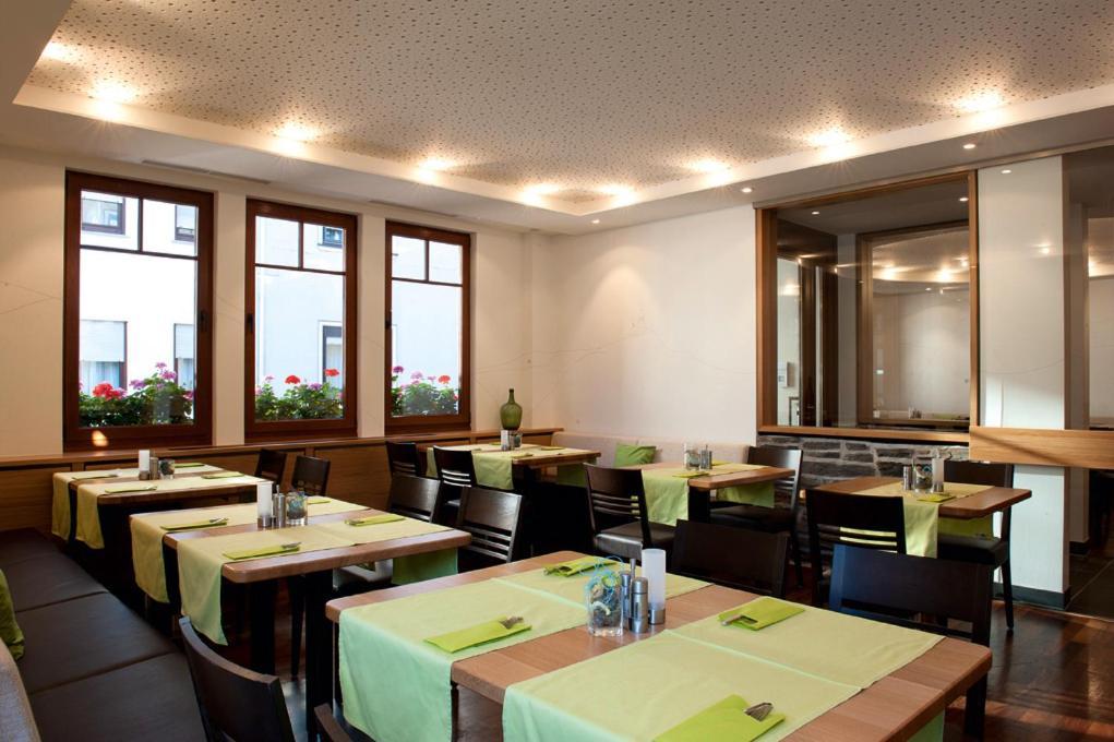 Hotel Deutsches Haus 카웁 외부 사진