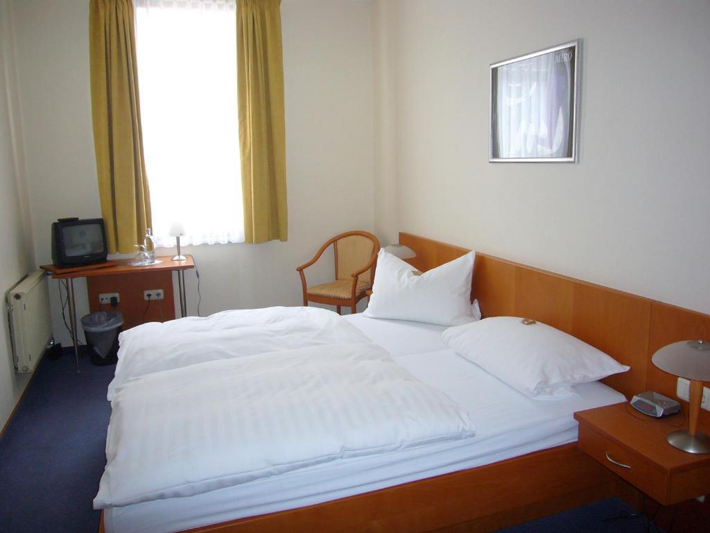 Hotel Deutsches Haus 카웁 외부 사진