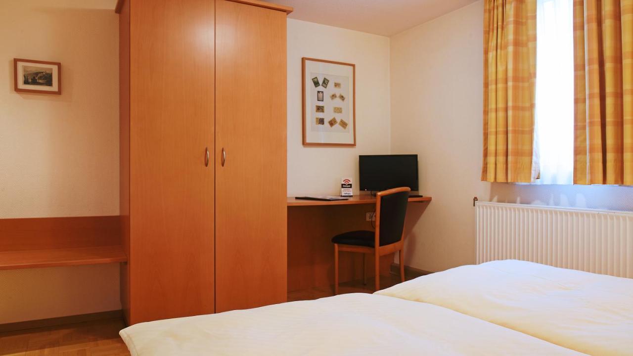 Hotel Deutsches Haus 카웁 외부 사진
